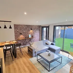  Villa Atypique Coeur De Avec Jardin France